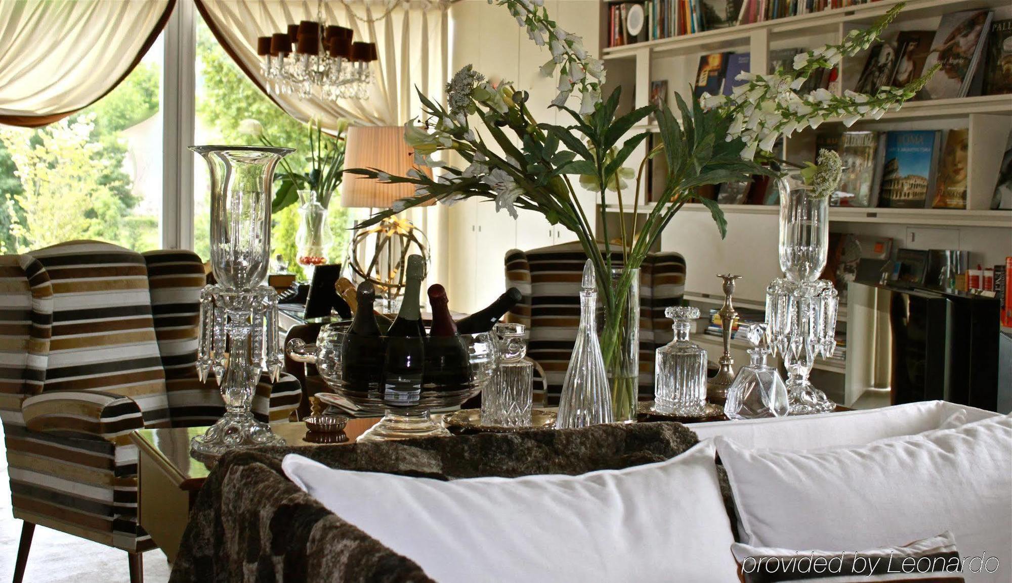 Carmo's Boutique Hotel - Small Luxury Hotels of the World Ponte de Lima Restaurant photo